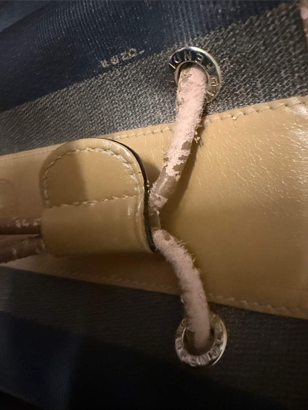 Vintage Fendi Pequin Bucket Bag -“AS IS / For Repair". - Picture 7 of 7